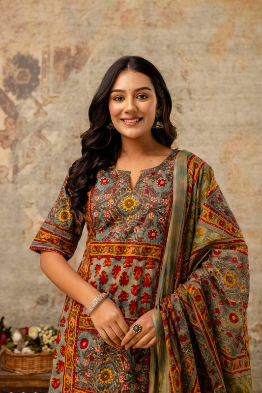 Traditional floral cotton kurta set for women
