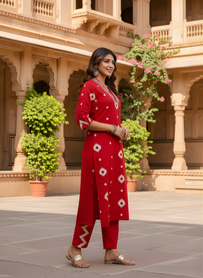 Neelufer Creation printed kurta set detailing