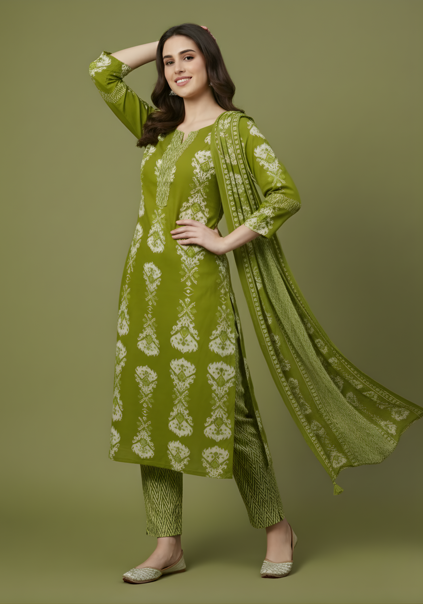 Wholesale women cotton kurta pant dupatta set green