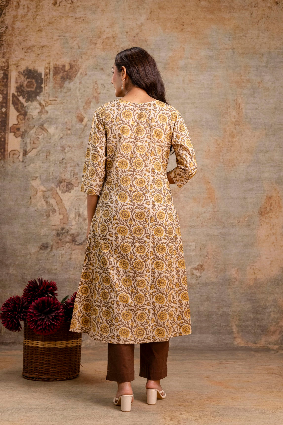 Aarohi Rust Brown Floral Cotton Kurta Set – Women Ethnic Wear Manufacturer