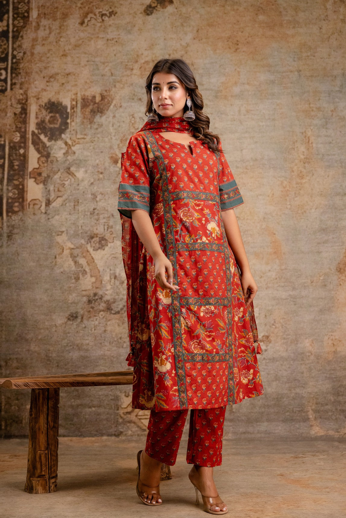 Red ethnic cotton dupatta set for boutiques