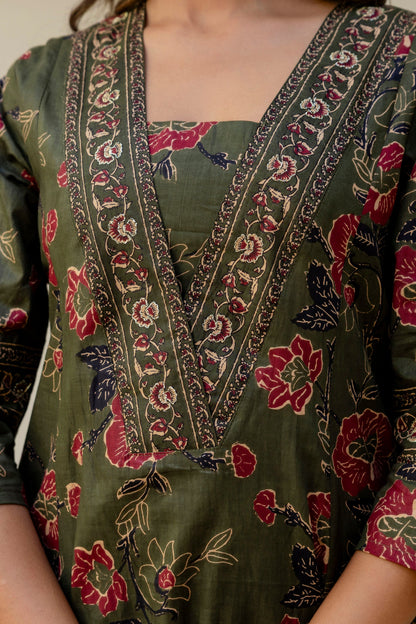 Ladies pure cotton olive green dupatta set for boutiques