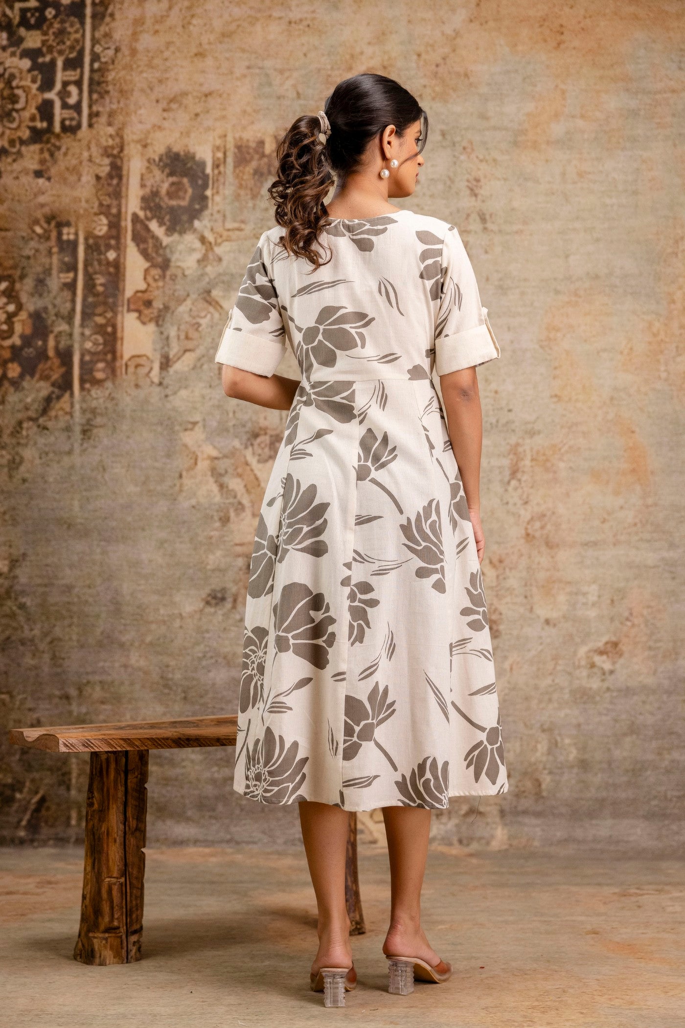 Elegant Floral Pure Cotton Dress | Women Wear Wholesale Manufacturer & Bulk Supplier – Neelufer Creation