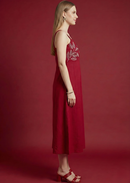 Women’s maroon sleeveless midi dress front view