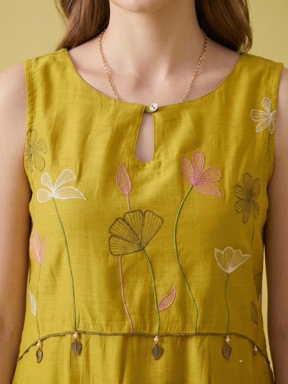 Wholesale Mustard Cotton Embroidered Kurta Set Manufacturer for Women Wear