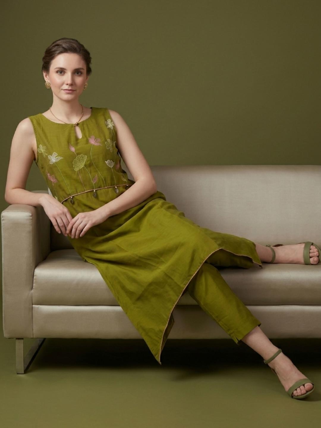 Wholesale Roman Silk Embroidered Kurta Set Manufacturer for Women Wear