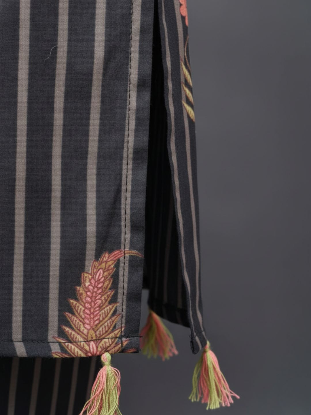 Pure Cotton Striped Floral Kurta Set – Wholesale & Women Wear Manufacturing Supply