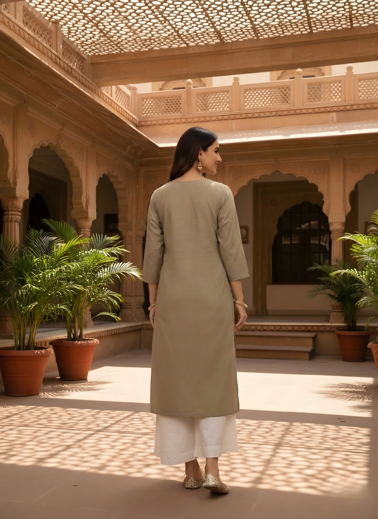 Neelufer Creation chevron textured cotton kurti