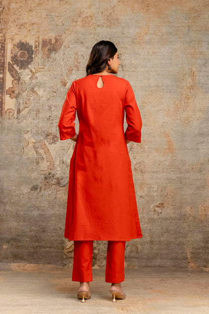 Red embroidered cotton kurta set for retailers