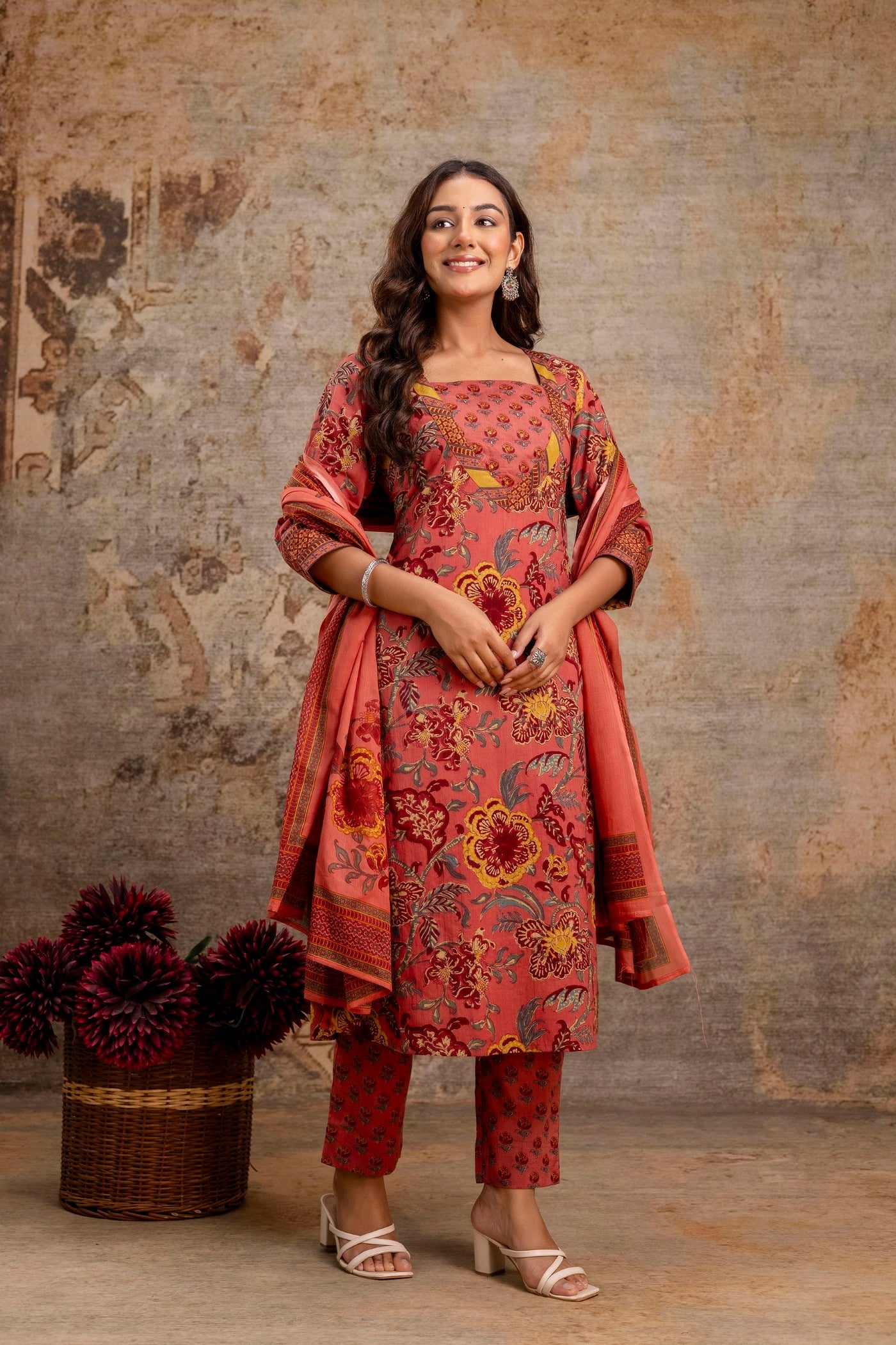 Back design of floral cotton kurta