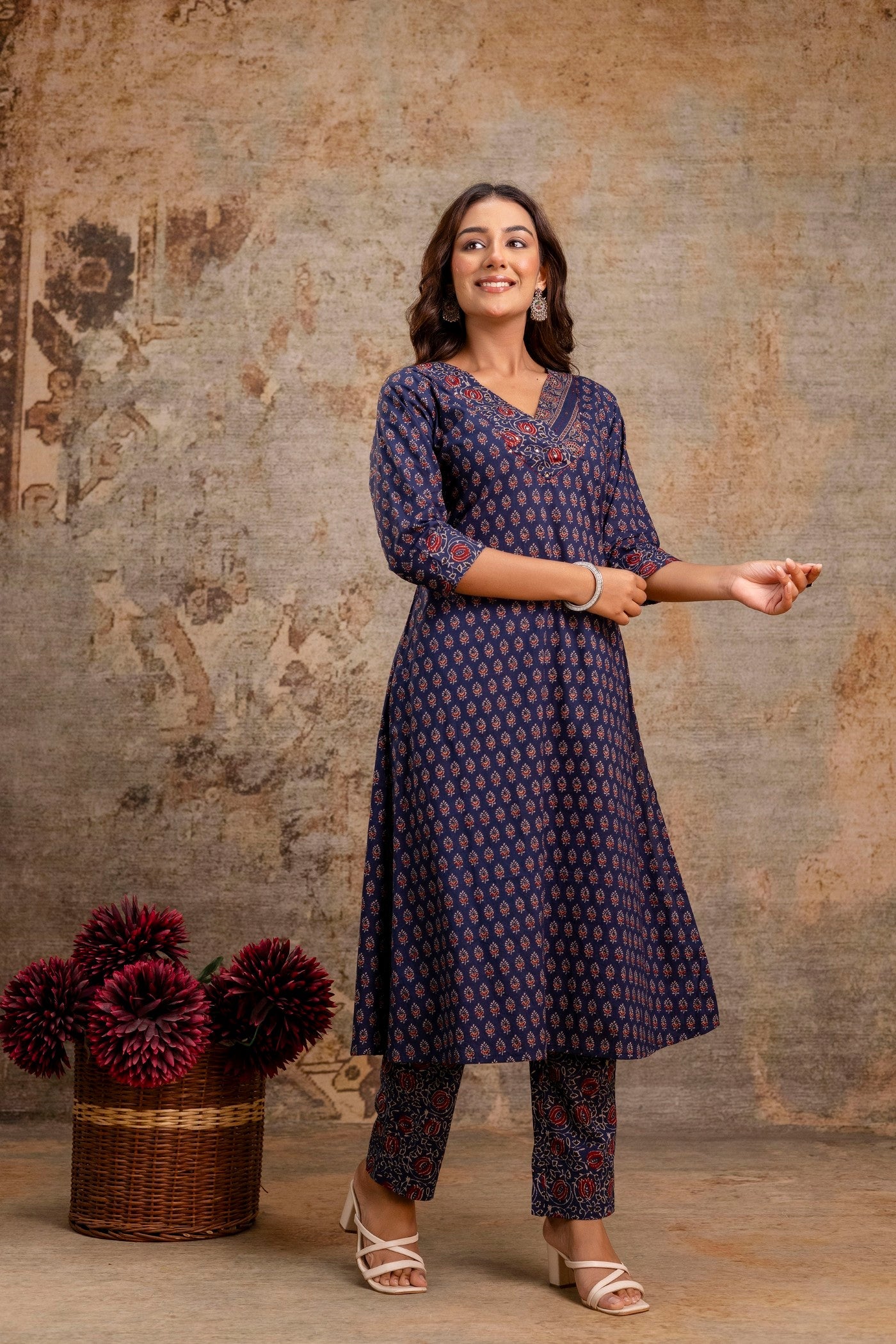 Breathable cotton ethnic wear for women