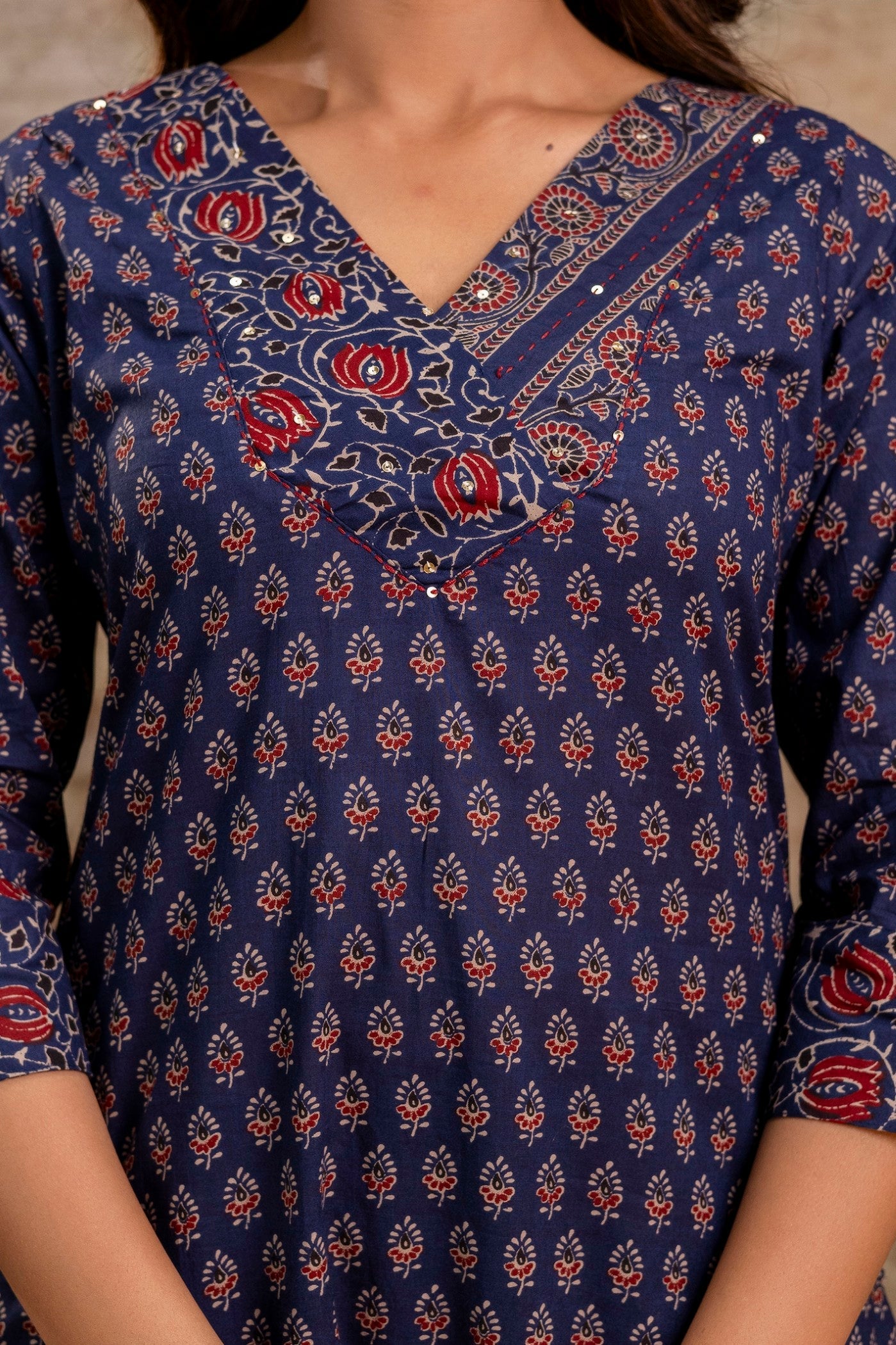 Comfortable festive ethnic set for ladies