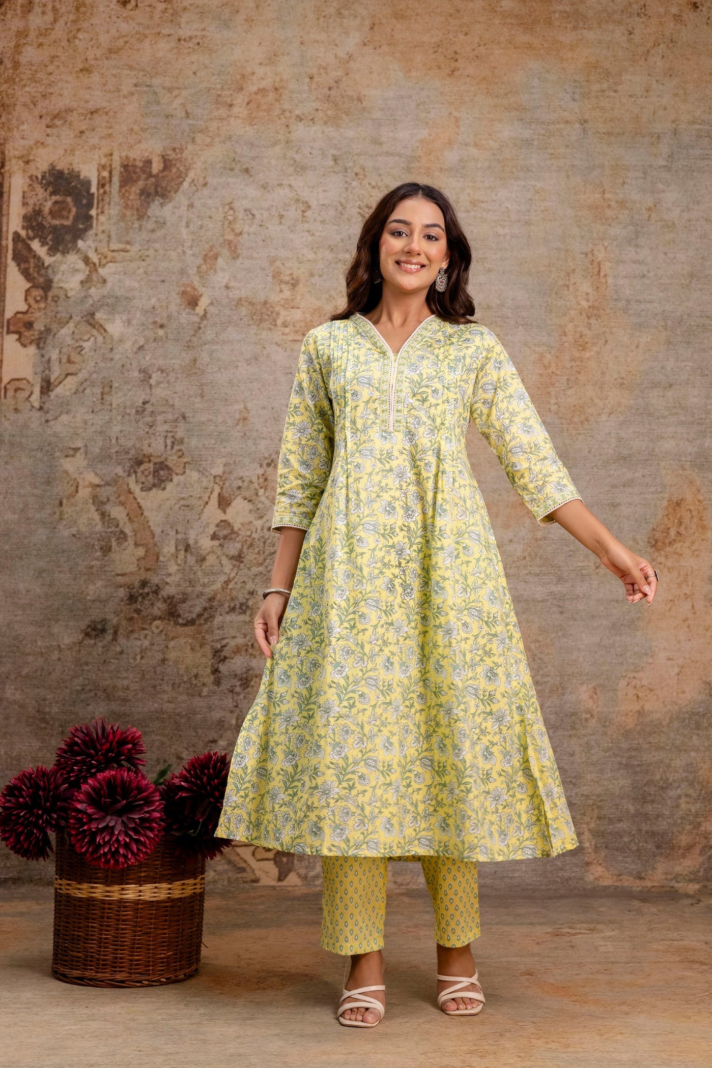 Ethnic daily wear set in pure cotton fabric