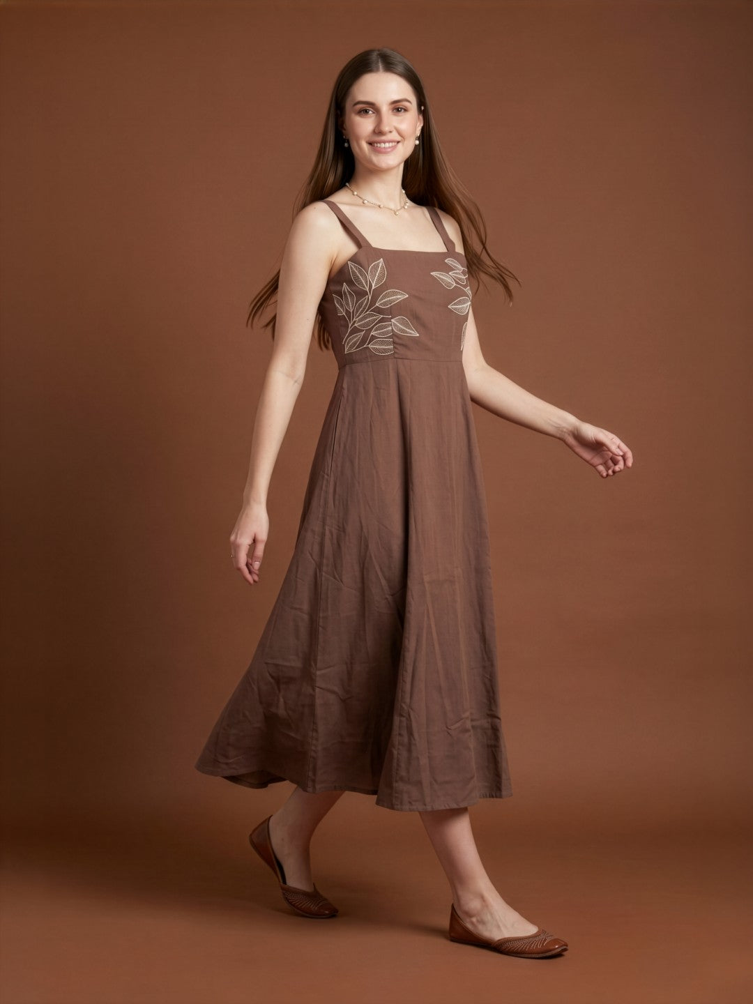 Wholesale Cotton Embroidered Middy Dress Manufacturer for Bulk Buyers