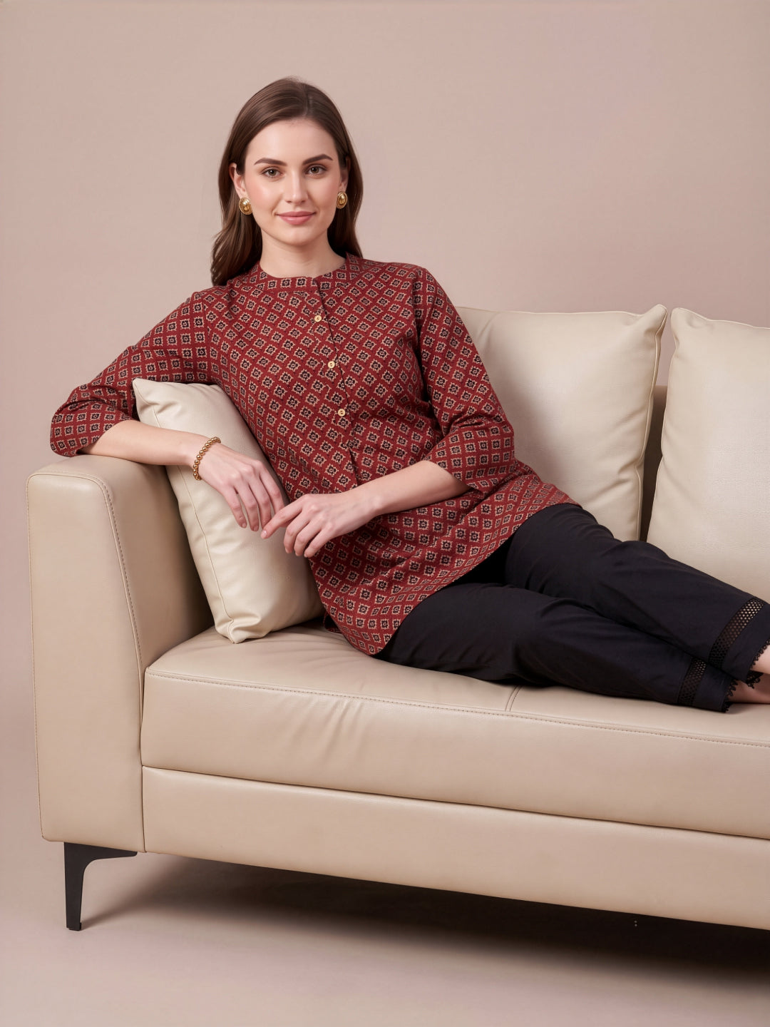 Neelufer Creation Red Printed Women's Cotton Top Manufacturer