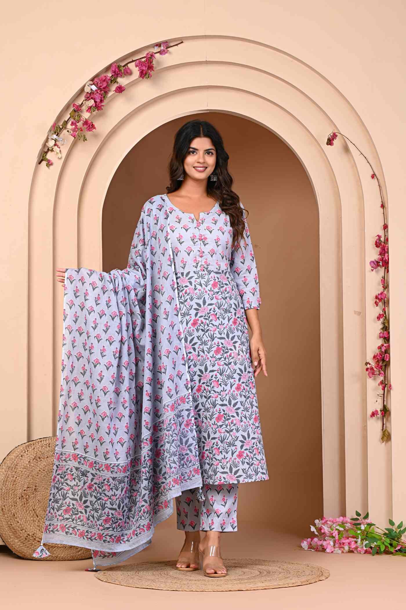 Kurta Set for Women with Dupatta - Elegant Styles by Neelufer Creation