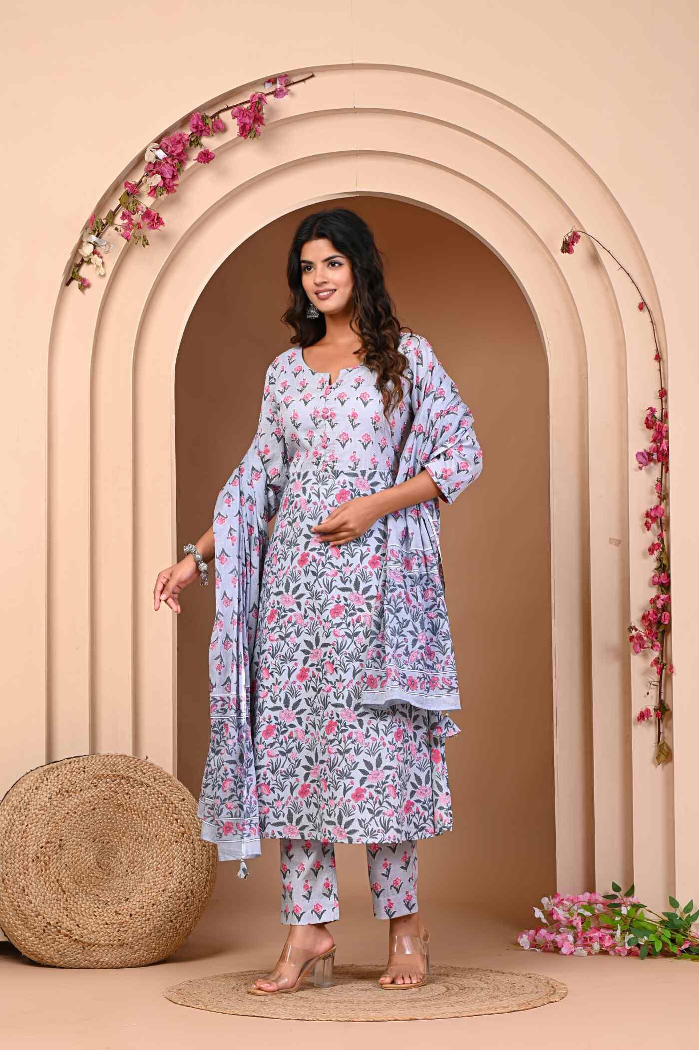 Kurta Set for Women with Dupatta - Elegant Styles by Neelufer Creation