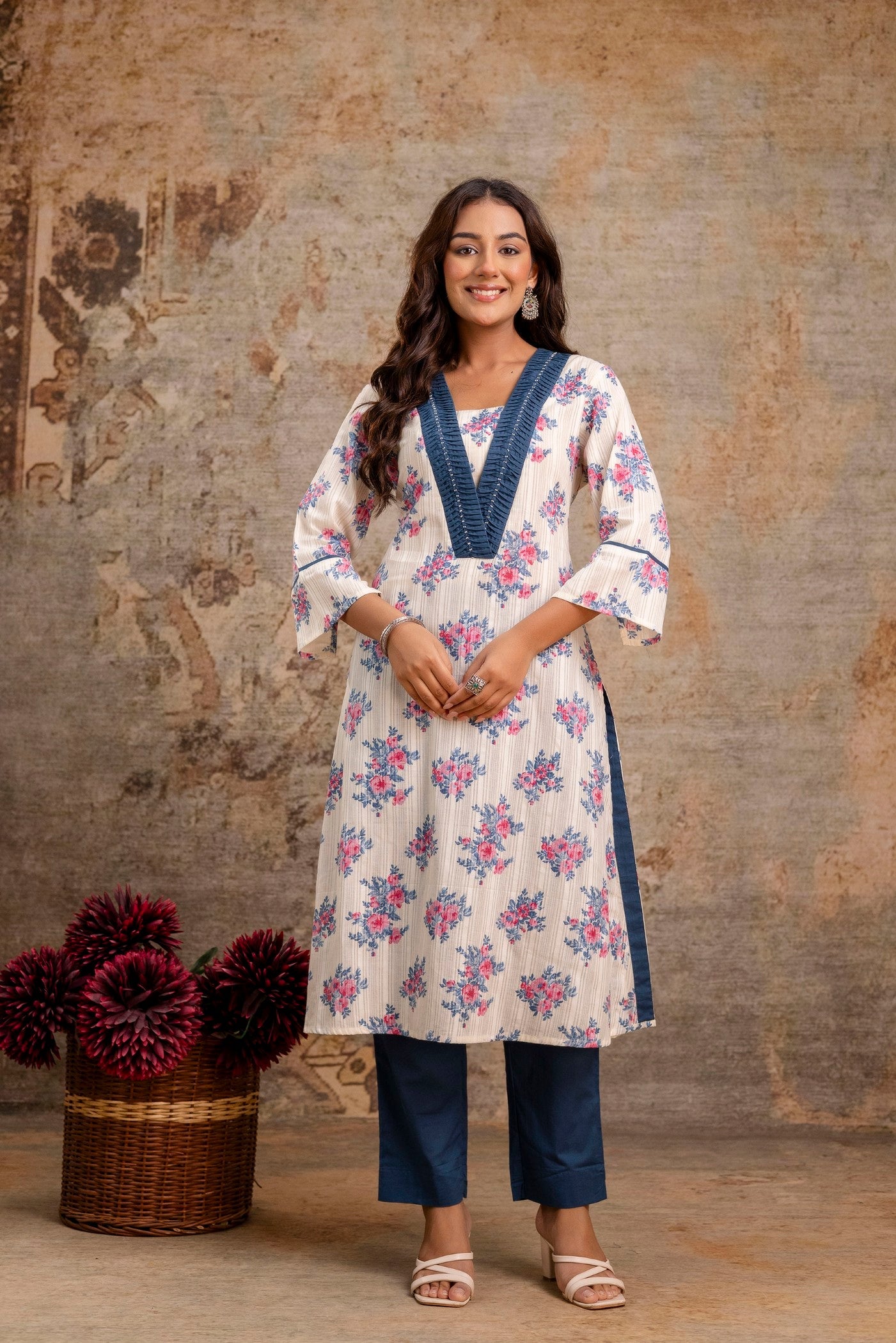 Pintuck pearl work cotton kurta set for women

