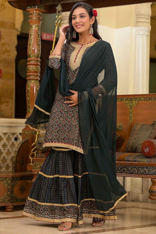 Muslin sharara dupatta set wholesale by Neelufer Creation