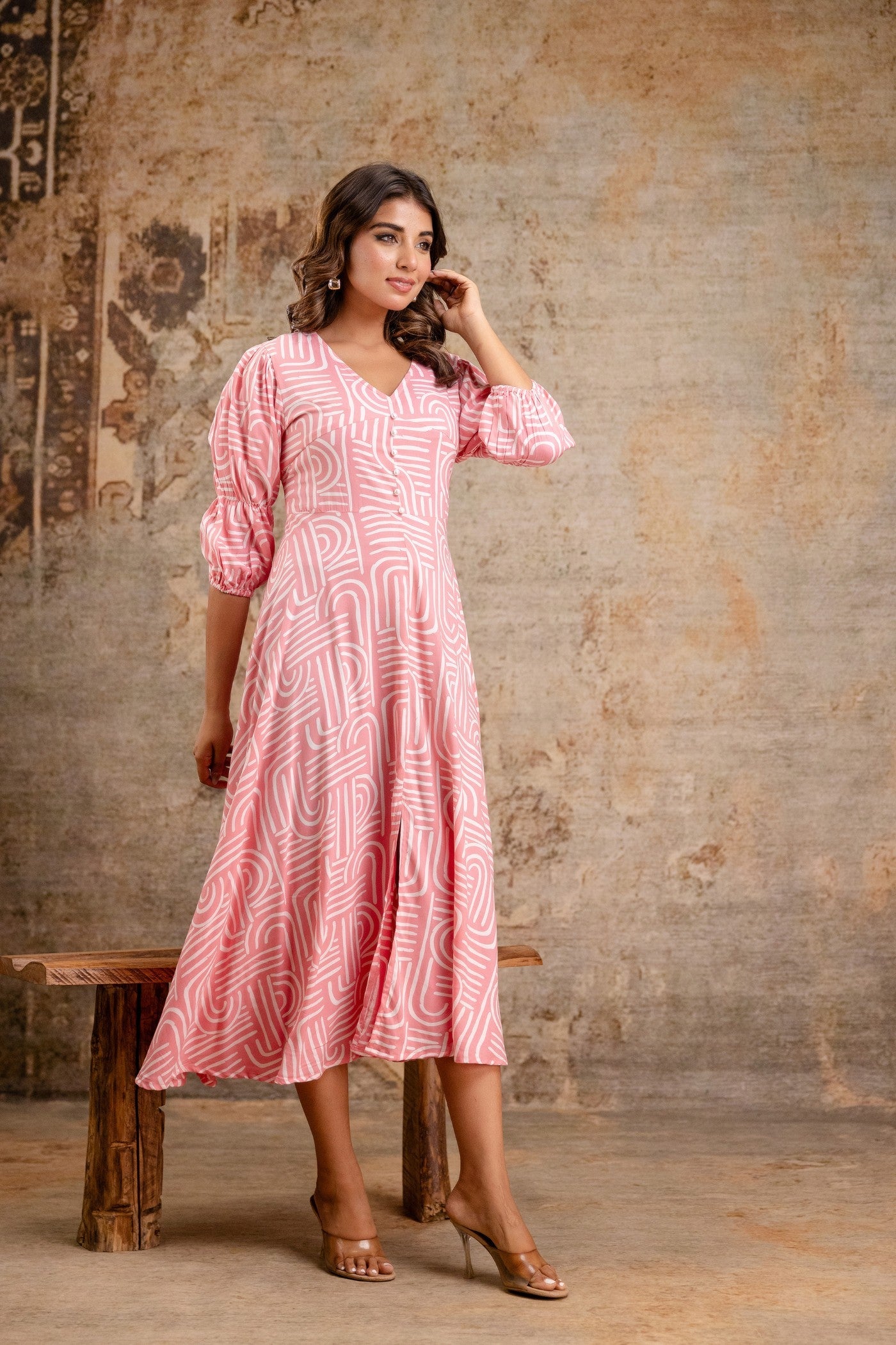 Trendy pink midi dress with 3/4th sleeves