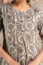 Trendy Tops for Women - Stylish and Comfortable Fit