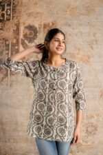 Trendy Tops for Women - Stylish and Comfortable Fit